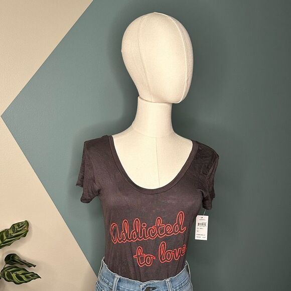 Project Social T Tops - PST Los Angeles “Addicted to Love” Graphic Bodysuit Retro Scoop Neck Tee Small